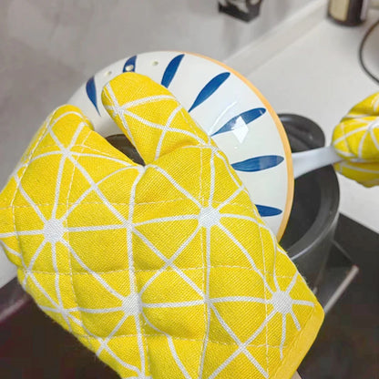 2pcs Heat-Resistant Oven Gloves